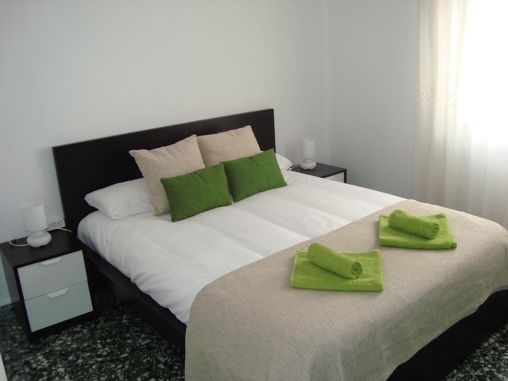 El Hechizo Apartment Севиля Екстериор снимка
