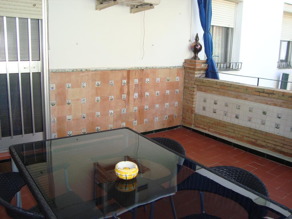 El Hechizo Apartment Севиля Екстериор снимка